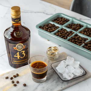 Carajillo ingredients Licor 43 espresso ice
